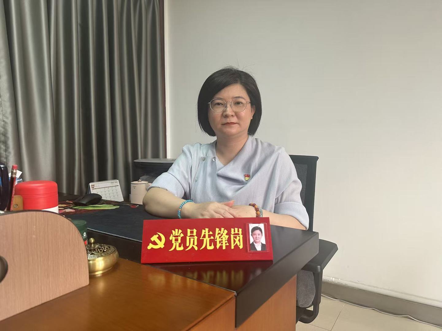 吴青.jpg